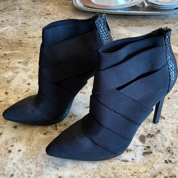 JESSICA SIMPSON STILETTO BOOTIES 9.5. NEVER WORN! GORGEOUS - Picture 10 of 11